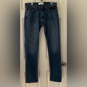 Men’s Hollister Slim straight jeans, size 32x34